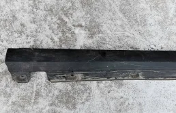 Накладка порога правая для Mercedes-Benz S class 2012 года на фотографиях