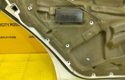 Дверь задняя левая для Mercedes-Benz S class 2000 года на фотографиях