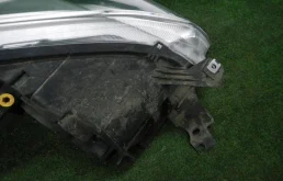 Фара левая для Ford Kuga 2015 года на фотографиях