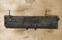 Балка передняя поперечная для Suzuki Grand Vitara 2006 года на фотографиях