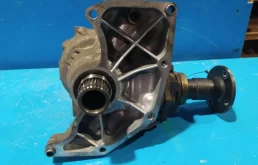 Раздатка для Nissan X-Trail 2005 года на фотографиях