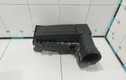 Корпус воздушного фильтра для Skoda Octavia 2008 года на фотографиях