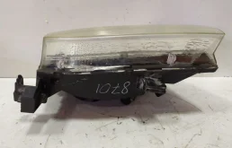 Фара ксенон левая для Nissan X-Trail 2004 года на фотографиях