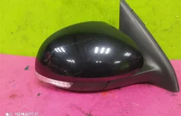 Зеркало боковое правое для Volkswagen Tiguan 2011 года на фотографиях