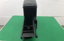 Крышка подлокотника для Subaru Forester на фотографиях