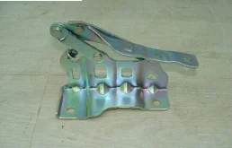 Петля капота левая для Kia Sportage на фотографиях