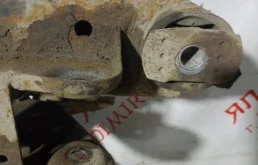 Задний подрамник для Volkswagen Tiguan 2013 года на фотографиях