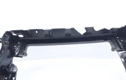 Панель радиатора (телевизор) для Volkswagen Caddy 2008 года на фотографиях