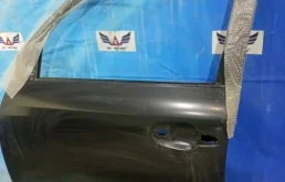 Дверь передняя левая для Toyota Land Cruiser 2014 года на фотографиях