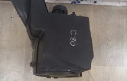 Корпус воздушного фильтра для Ford Focus 2019 года на фотографиях