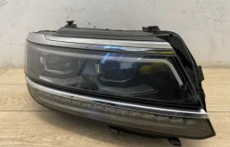 Фара ксенон левая для Volkswagen Tiguan 2016 года на фотографиях