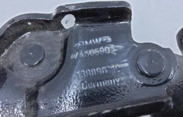 Петля капота левая для BMW 3er 2020 года на фотографиях