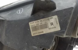 Фара правая для Nissan Almera 2019 года на фотографиях