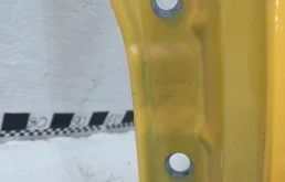 Стекла и зеркала для Nissan Juke 2018 года на фотографиях