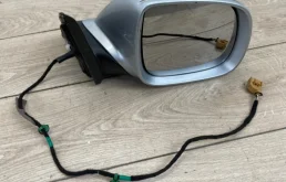 Зеркало боковое левое для Volkswagen Touareg 2008 года на фотографиях