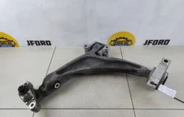 Качающийся рычаг правый для Volvo XC90 на фотографиях