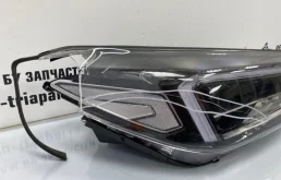 Фара правая для Hyundai Tucson 2021 года на фотографиях