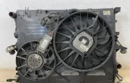 Кассета радиаторов для Volkswagen Touareg 2009 года на фотографиях