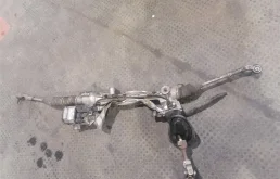 Рулевая рейка для Ford Focus 2015 года на фотографиях