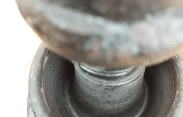 Карданный вал передний для Mitsubishi Pajero 2012 года на фотографиях