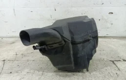 Корпус воздушного фильтра для Ford Focus 2019 года на фотографиях