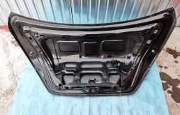 Крышка багажника для Mercedes-Benz S class 2008 года на фотографиях