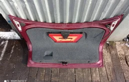 Крышка багажника для Audi A4 2005 года на фотографиях