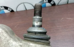 Рычаг передний правый верхний для BMW 5er на фотографиях