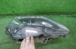 Фара правая для Mercedes-Benz GLK class 2016 года на фотографиях