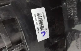 Фонарь левый для Renault Logan 2008 года на фотографиях