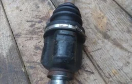 Привод передний левый для Toyota Corolla 2006 года на фотографиях