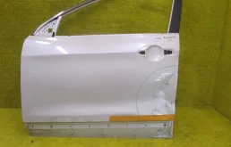 Двери для Nissan Qashqai 2024 года на фотографиях