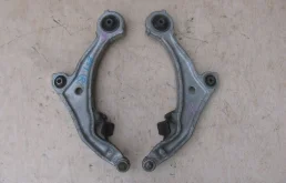 Рычаг передний правый нижний для Nissan Murano 2008 года на фотографиях