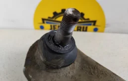 Рычаг передний правый нижний для Suzuki Grand Vitara 2008 года на фотографиях