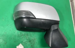 Стекла и зеркала для Subaru Forester 2018 года на фотографиях