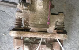 Суппорт задний правый для Audi A6 на фотографиях