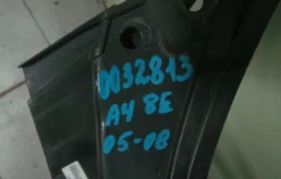 Панель радиатора (телевизор) для Audi A4 2006 года на фотографиях