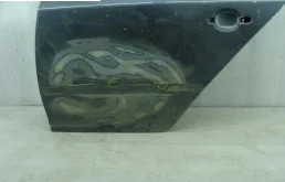 Двери для Skoda Octavia 2005 года на фотографиях