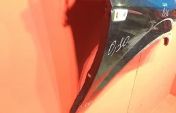 Крыло левое для Opel Astra 2006 года на фотографиях