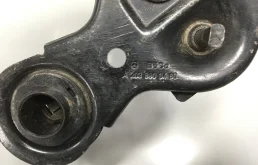 Замок капота левый для Mercedes-Benz M class 2006 года на фотографиях