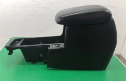 Крышка подлокотника для Subaru Forester на фотографиях