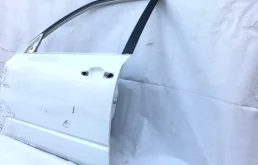 Дверь передняя левая для Subaru Forester 2008 года на фотографиях