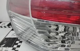 Фонарь правый для Nissan X-Trail 2021 года на фотографиях