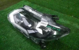 Фара левая для Nissan X-Trail 2018 года на фотографиях