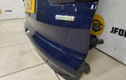 Крышка багажника для Ford Kuga 2019 года на фотографиях