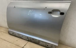 Дверь багажника для Volkswagen Touareg 2009 года на фотографиях