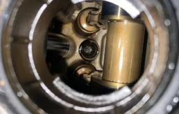 Двигатель без навесного для BMW 1er 2015 года на фотографиях