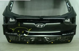 Дверь багажника для Hyundai Tucson 2021 года на фотографиях