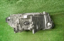 Фара левая для BMW 5er 2015 года на фотографиях