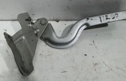 Петля капота левая для Nissan Almera 2017 года на фотографиях